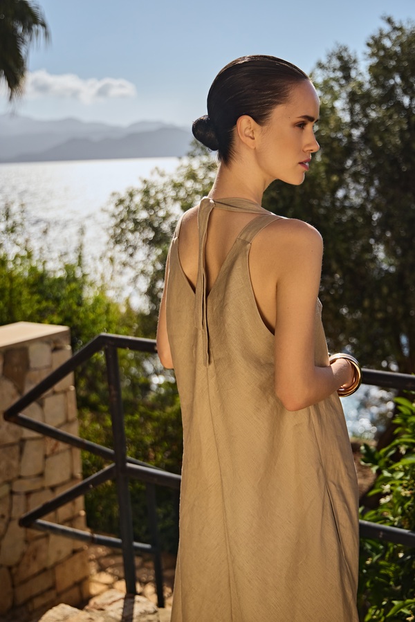 5 трендовых платьев для летнего отдыха, в которых не будет жарко. Фото 1