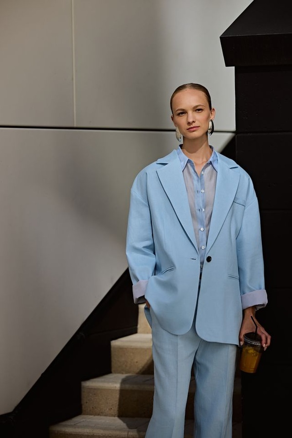 Гардероб в синих тонах: встраиваем самый прохладный оттенок в самые жаркие образы. Фото 4