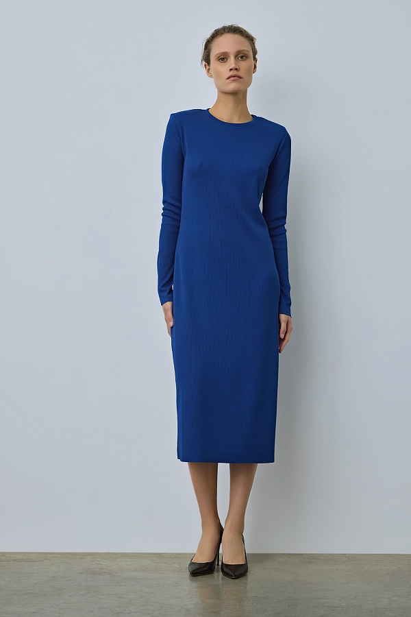 От винтажа к авангарду: почему мода все время возвращается к сложным формам? Фото 3