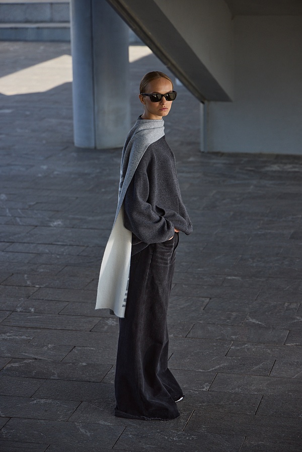 5 трендовых способов носить теплые аксессуары этой зимой. Фото 4