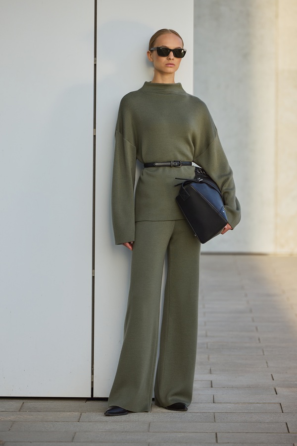 Уют без растянутости: как носить трикотаж и не выглядеть небрежно. Фото 2