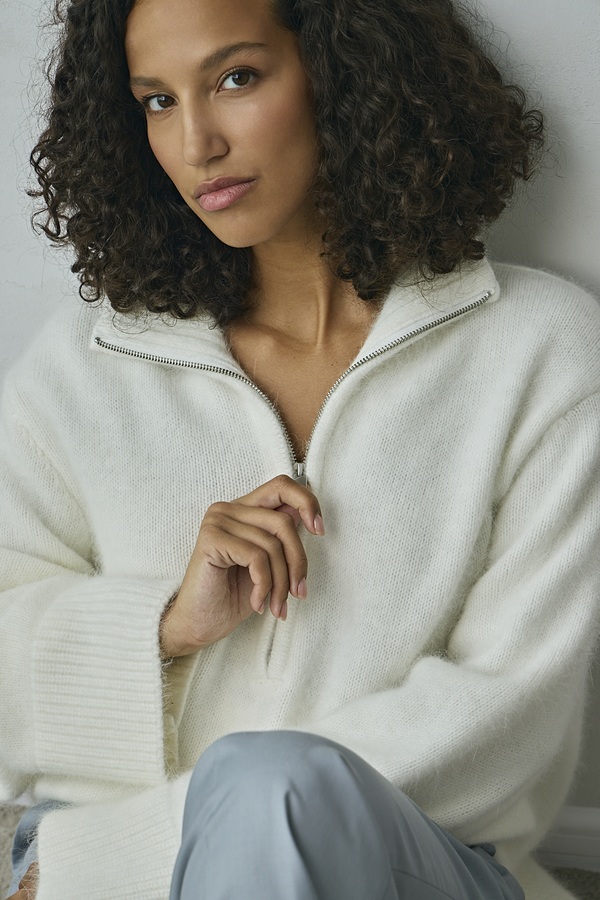 Вместо старого свитера: 10 трендовых моделей из трикотажа. Фото 1