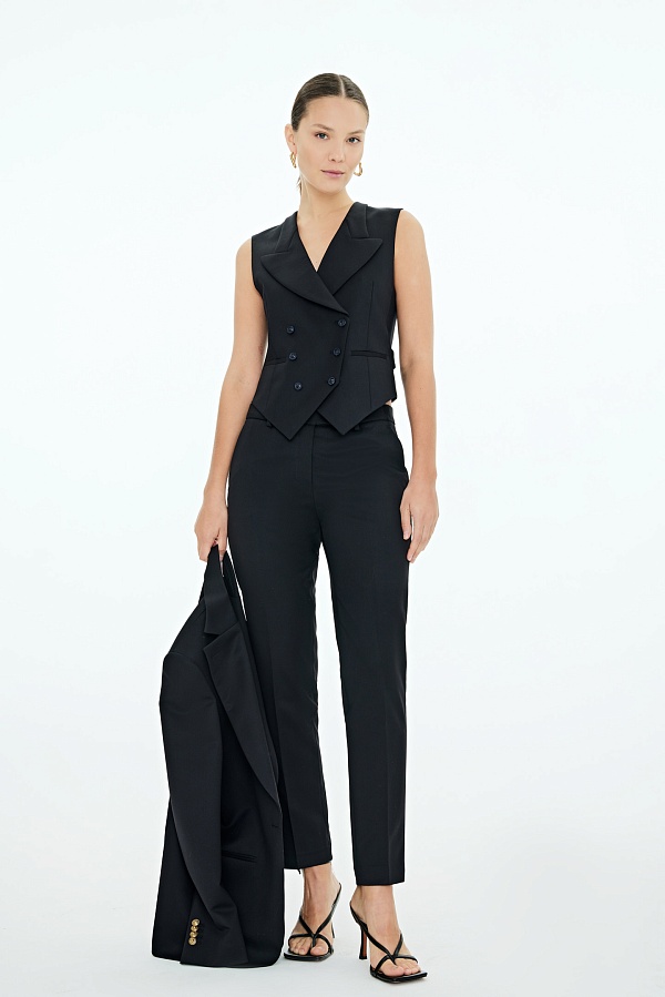 Женский костюм-тройка: да или нет? Фото 5