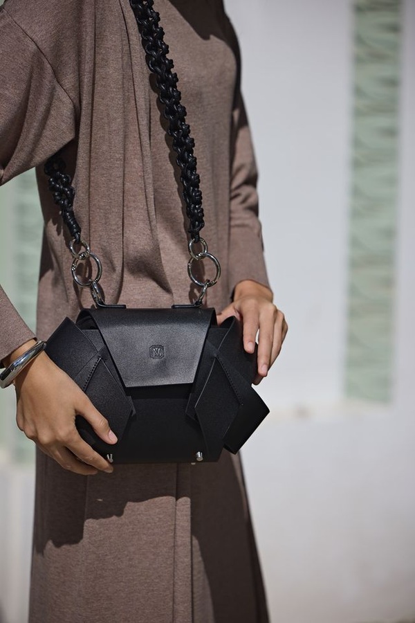 Архетип Сфинкса в современной женской моде: загадочность, сила и неуловимость образа. Фото 2