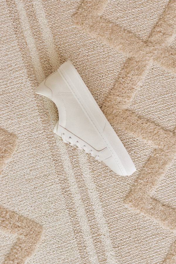 Весенний гардероб 2025: какие тренды с подиумов действительно приживутся в повседневной жизни. Фото 2