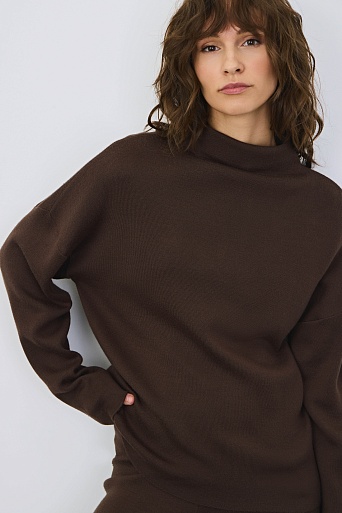 Трикотажный костюм из шерсти, шоколадный