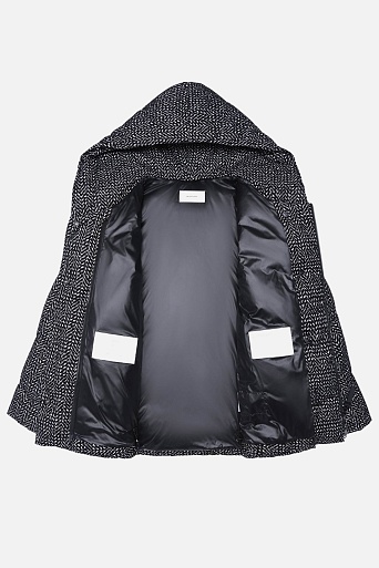 Пуховик в черно-белый принт