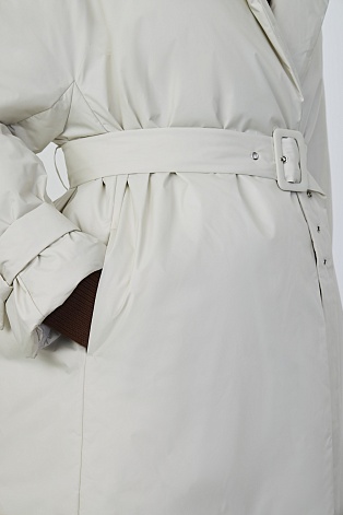 Пальто на поясе, цвет кремовый