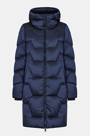 Синий пуховик с фигурной стежкой