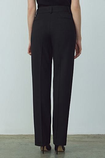 Прямые брюки со стрелками, черные TYRA