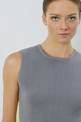 Двухцветный топ в рубчик, серо-желтый