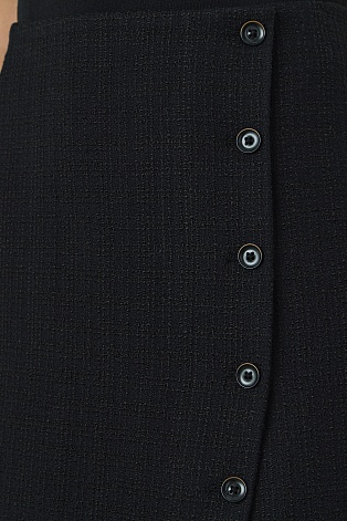 Юбка букле с ассиметричной застежкой, черная ALETTA