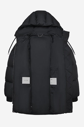 Куртка темно-синего цвета на молнии