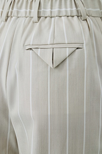 Прямые брюки в полоску на резинке, бежевые TAYLOR