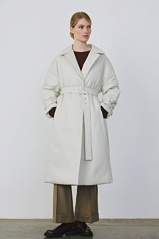 Пальто на поясе, цвет кремовый