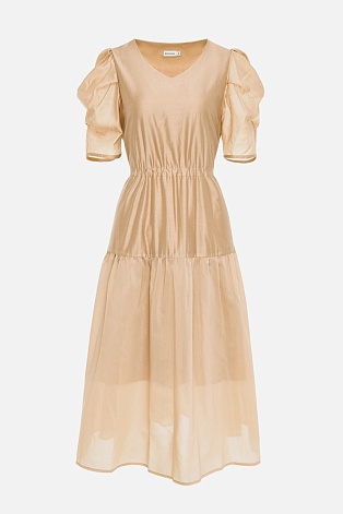 Бежевое платье с рукавами-фонариками