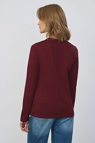 Базовый лонгслив винного цвета