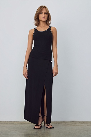 Топ-майка с контрастной отделкой, черный