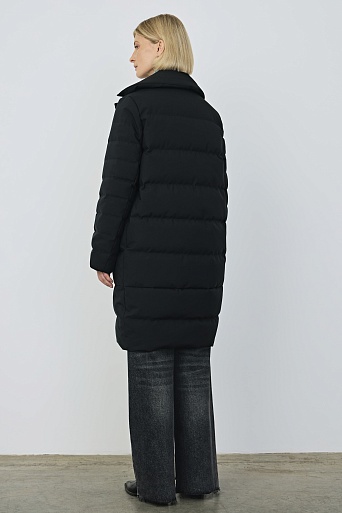Пуховое пальто-кокон в рубчик, черное