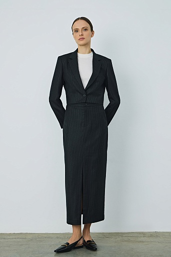 Укороченный жакет в тонкую полоску, черный GEORGINA