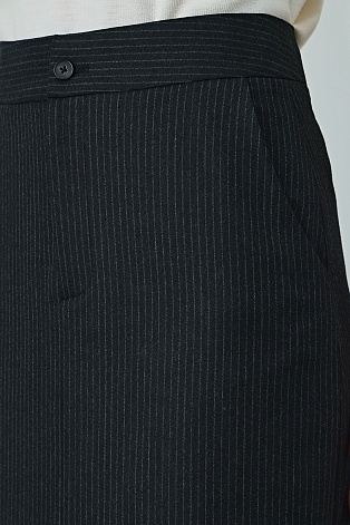 Длинная костюмная юбка в тонкую полоску, черная MARUSYA