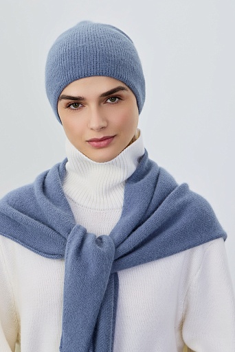 Шапка бини с ангорой, серо-голубая