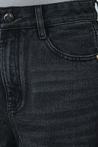 Джинсы bootcut с необработанным краем, темно-серые