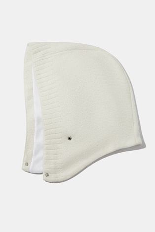 Капор с ангорой, молочный