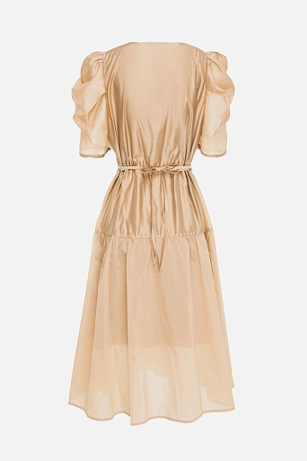 Бежевое платье с рукавами-фонариками