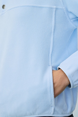 Флисовая олимпийка на кнопках, нежно-голубая