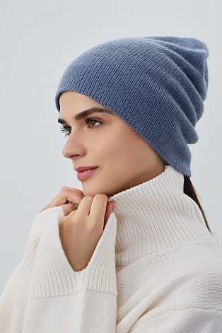 Шапка бини с ангорой, серо-голубая