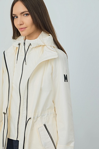Удлиненная ветровка с капюшоном, молочная