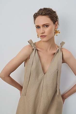 Свободное макси-платье с завязками, бежевое
