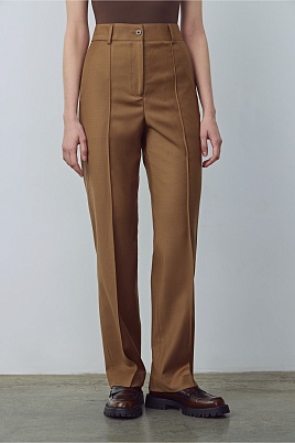Зауженные костюмные брюки со стрелками, карамельные TYRA