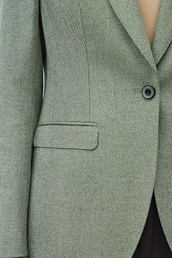 Приталенный жакет на одной пуговице MIRA