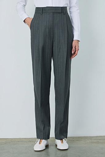 Прямые брюки в тонкую полоску, серые