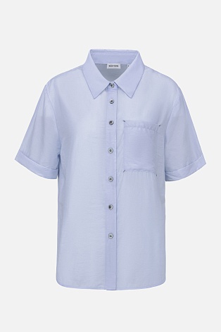 Блузка с коротким рукавом нежно-голубого цвета