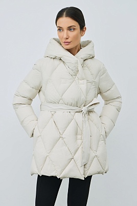 Удлиненный пуховик с ромбовидной стежкой, молочный
