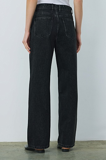 Джинсы с диагональными швами, темно-серые