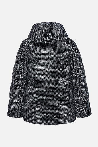 Пуховик в черно-белый принт