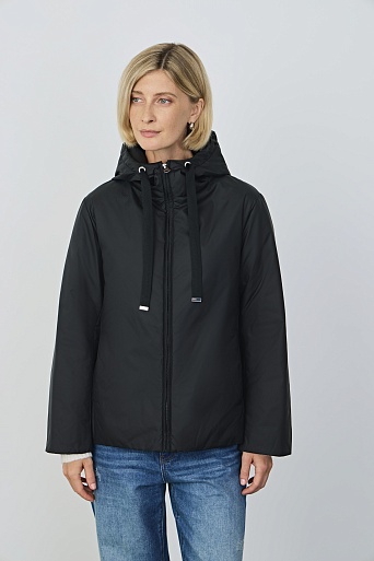 Куртка на молнии, черная