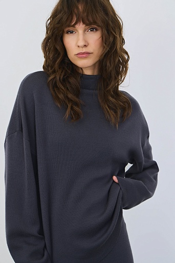 Трикотажный костюм из шерсти, темно-серый