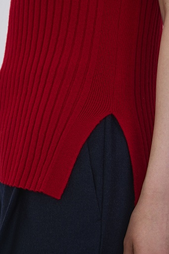 Поло из мериноса в рубчик, красное