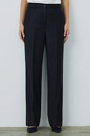 Прямые брюки со стрелками, черные MARIA