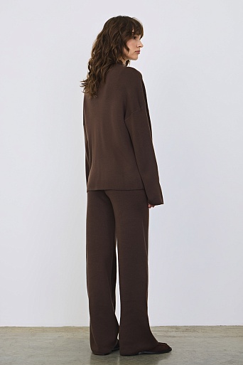 Трикотажный костюм из шерсти, шоколадный